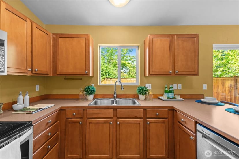 Property photo for 24026 Se 281st Place, Maple Valley photo 10