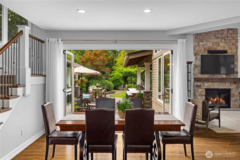 Property photo for 24733 Se Windsor Boulevard, Sammamish photo 7