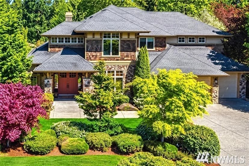 Property photo for 2618 100th Avenue Ne, Bellevue