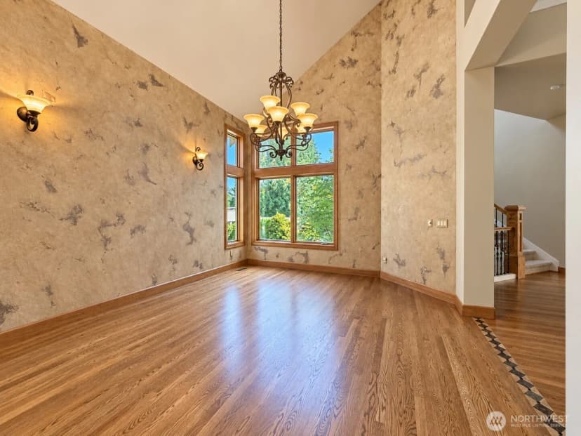 Property photo for 2618 100th Avenue Ne, Bellevue photo 11