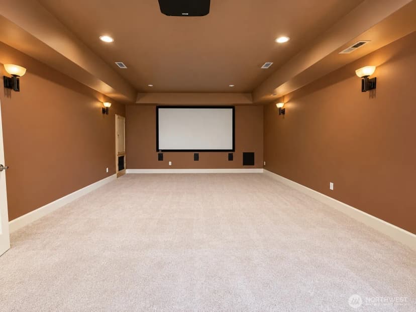 Property photo for 2618 100th Avenue Ne, Bellevue photo 20