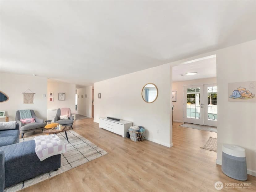 Property photo for 7775 Se Blake View Drive, Port Orchard photo 6