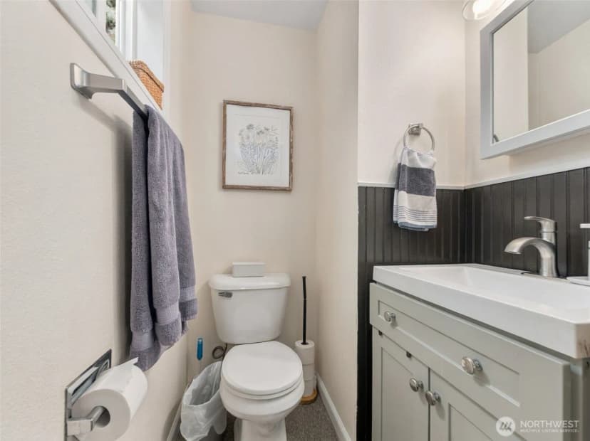 Property photo for 7775 Se Blake View Drive, Port Orchard photo 22