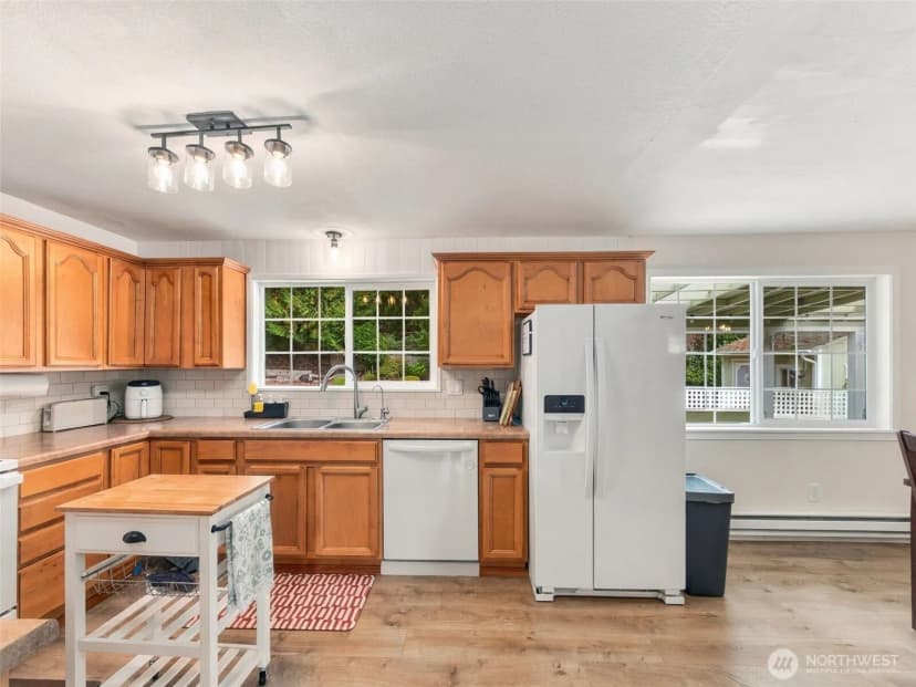 Property photo for 7775 Se Blake View Drive, Port Orchard photo 18