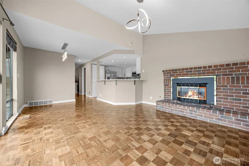 Property photo for 3556 Ne 147th Street, Lake Forest Park photo 9
