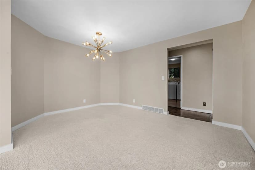 Property photo for 3556 Ne 147th Street, Lake Forest Park photo 6