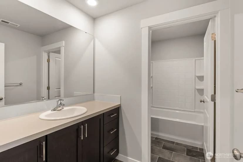 Property photo for 5901 Addison Road Sw #103, Port Orchard photo 28