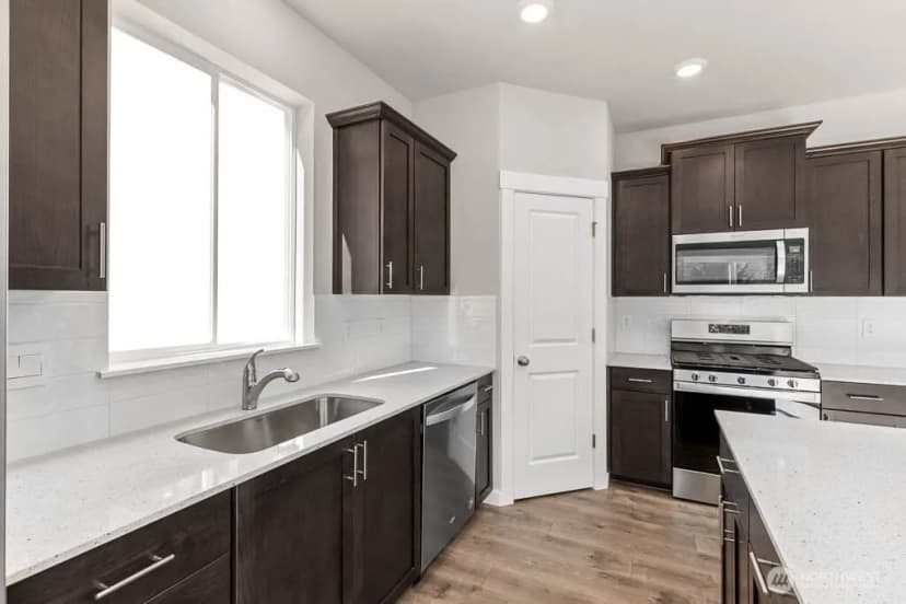 Property photo for 5901 Addison Road Sw #103, Port Orchard photo 15