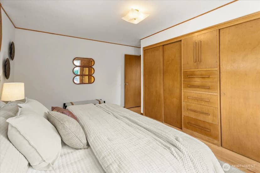 Property photo for 20934 7th Avenue S, Des Moines photo 17