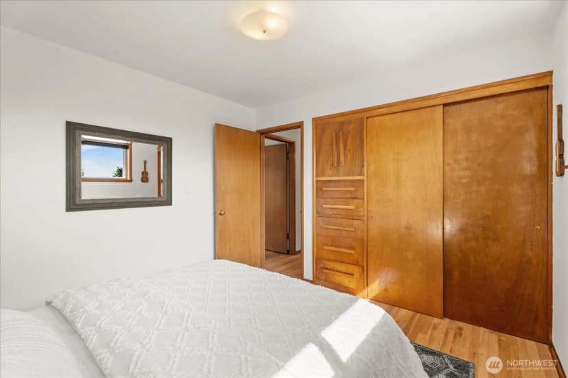 Property photo for 20934 7th Avenue S, Des Moines photo 20