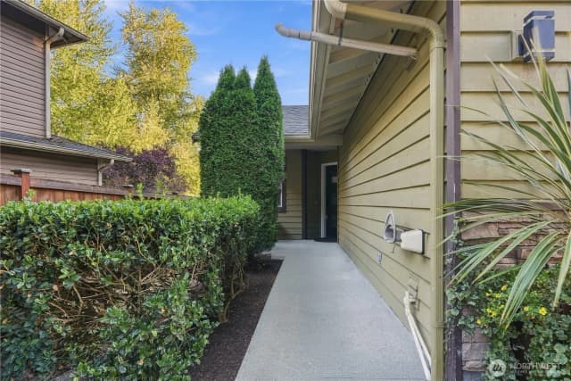 Property photo for 14729 Meadow Road #a, Lynnwood photo 4