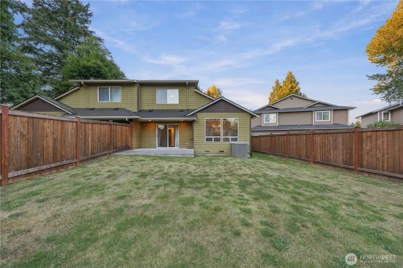Property photo for 14729 Meadow Road #a, Lynnwood photo 22