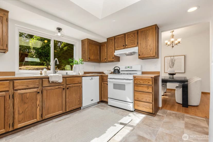 Property photo for 316 160th Place Se, Bothell photo 19