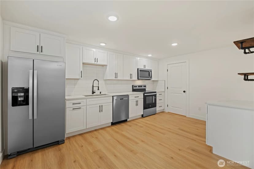 Property photo for 1822 S 92nd Street, Tacoma photo 5