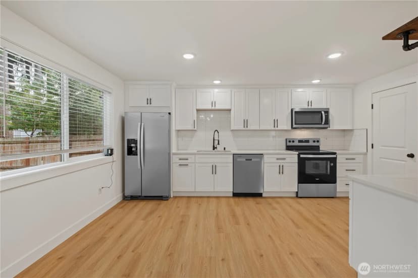 Property photo for 1822 S 92nd Street, Tacoma photo 4
