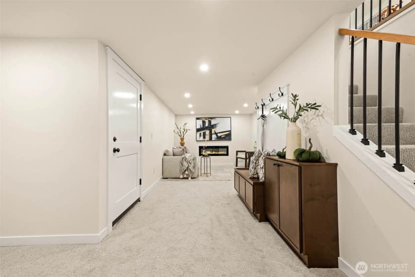 Property photo for 7707 6th Avenue Nw, Seattle photo 15