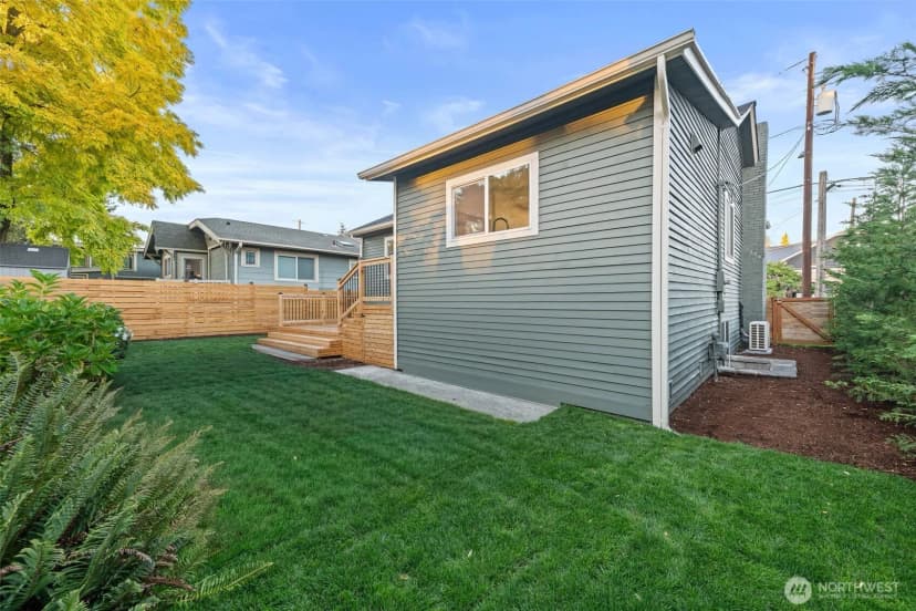 Property photo for 7707 6th Avenue Nw, Seattle photo 26