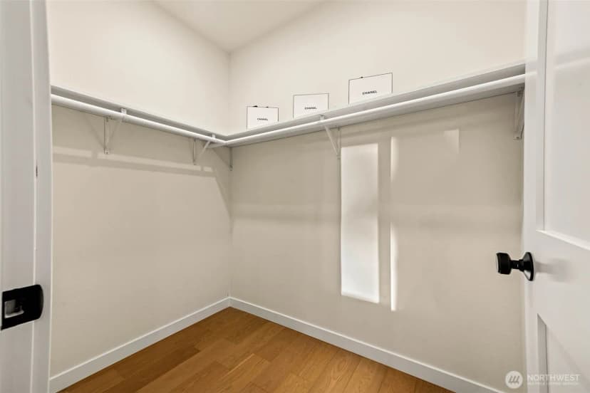 Property photo for 7707 6th Avenue Nw, Seattle photo 13
