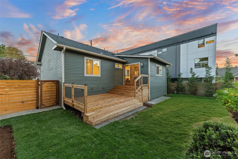 Property photo for 7707 6th Avenue Nw, Seattle photo 25
