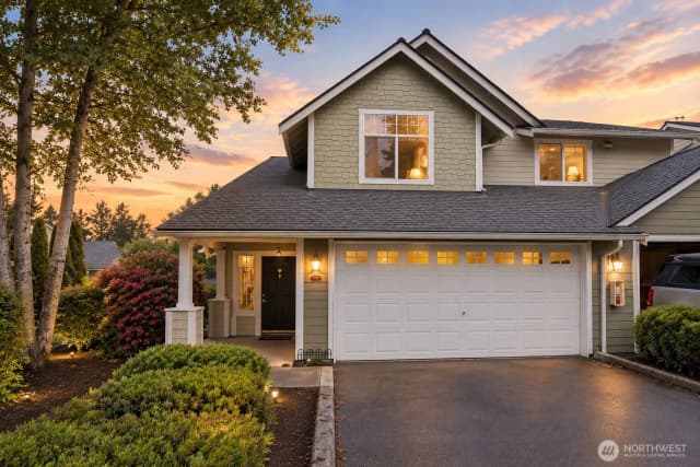 Property photo for 13000 Admiralty Way #j101, Everett