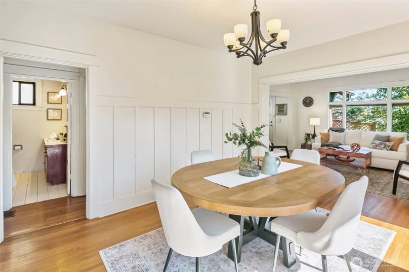 Property photo for 4743 5th Avenue Ne, Seattle photo 6