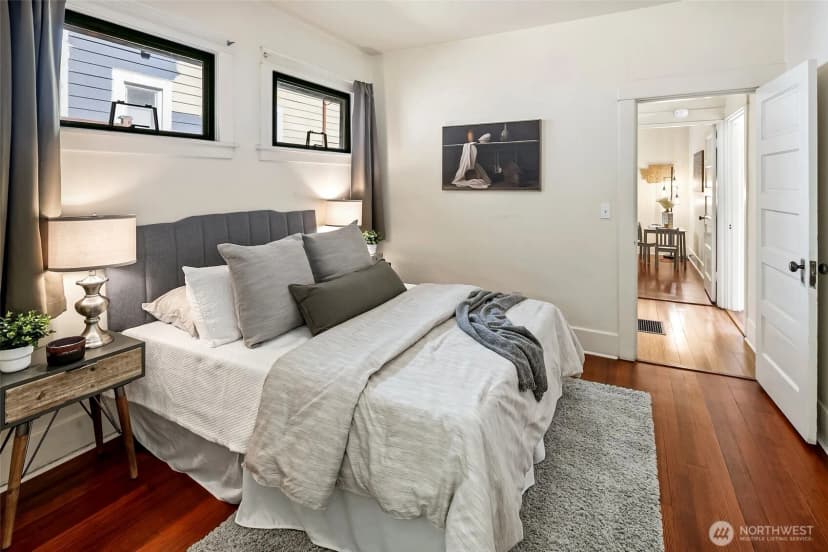 Property photo for 4743 5th Avenue Ne, Seattle photo 13