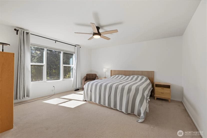 Property photo for 6410 63rd Street W, University Place photo 24
