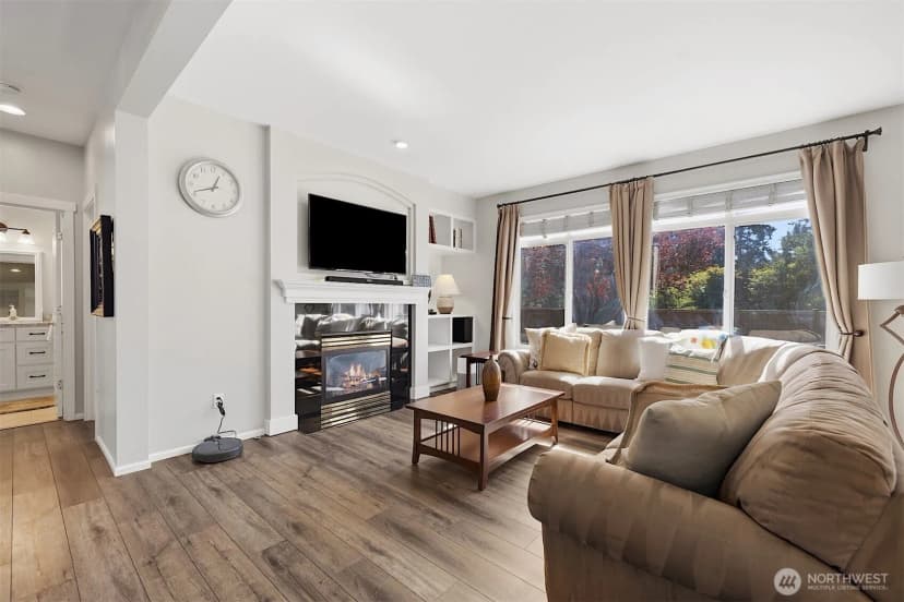 Property photo for 6410 63rd Street W, University Place photo 8