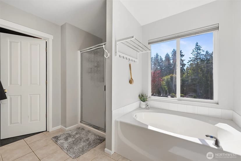 Property photo for 6410 63rd Street W, University Place photo 27