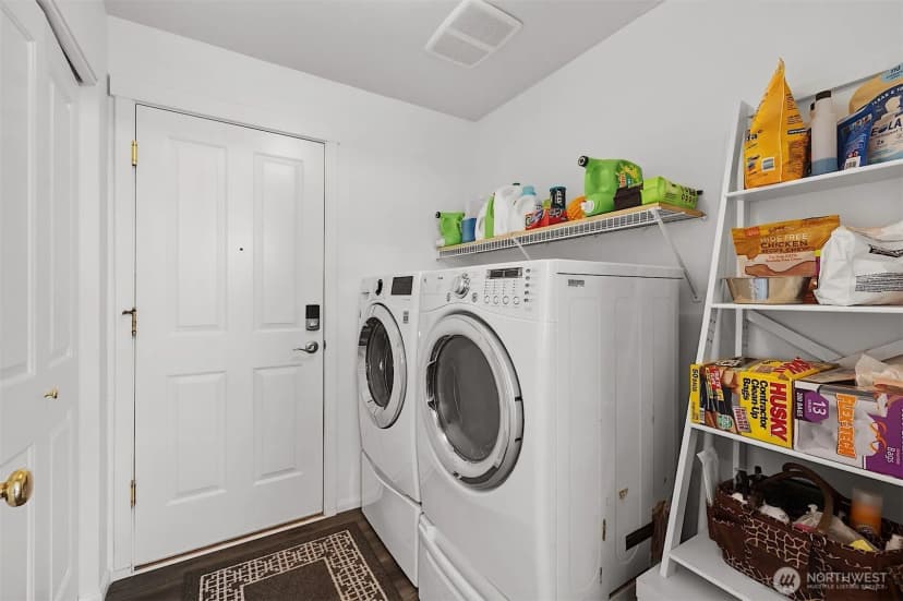 Property photo for 6410 63rd Street W, University Place photo 17