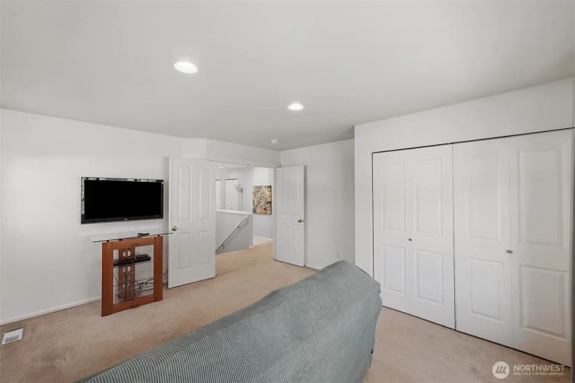 Property photo for 6410 63rd Street W, University Place photo 28