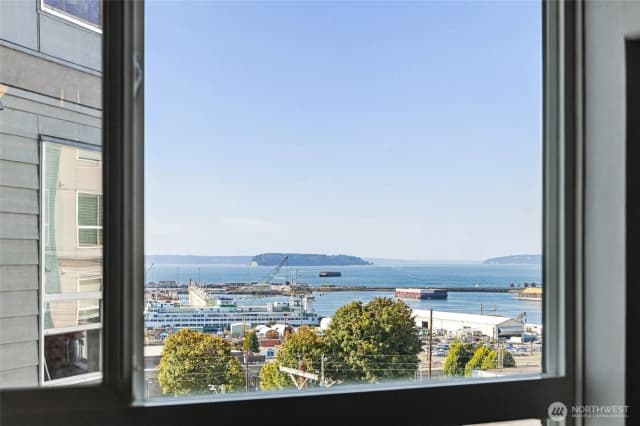 Property photo for 2824 Grand Avenue #a411, Everett photo 5
