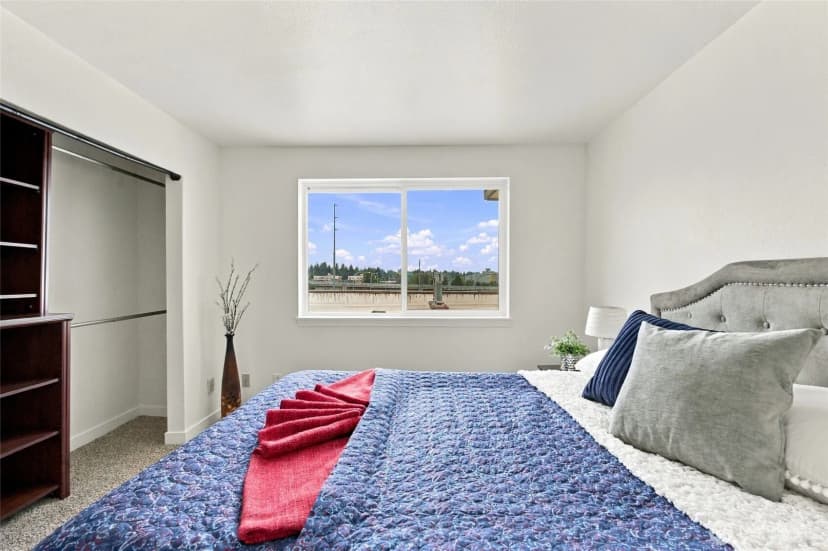 Property photo for 2152 N 112th Street N #409, Seattle photo 20