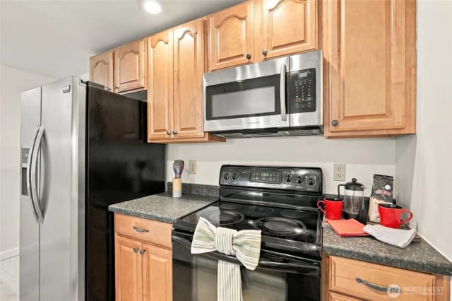 Property photo for 2152 N 112th Street N #409, Seattle photo 5