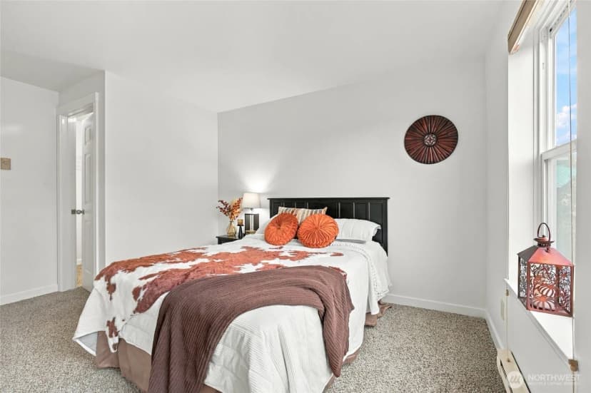 Property photo for 2152 N 112th Street N #409, Seattle photo 18