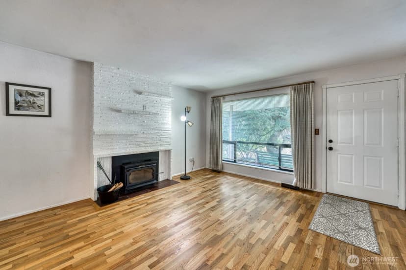 Property photo for 3119 Crystal Springs Road W, University Place photo 4