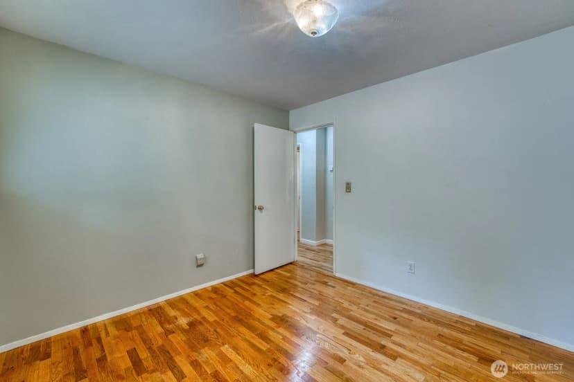 Property photo for 3119 Crystal Springs Road W, University Place photo 15