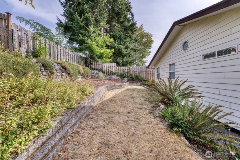 Property photo for 3119 Crystal Springs Road W, University Place photo 28