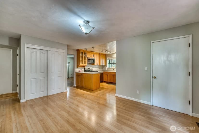 Property photo for 3119 Crystal Springs Road W, University Place photo 9