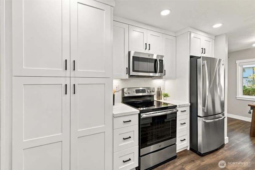 Property photo for 6542 24th Avenue Sw, Seattle photo 13