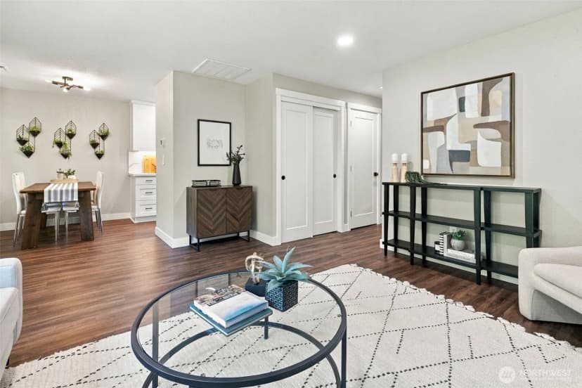 Property photo for 6542 24th Avenue Sw, Seattle photo 14