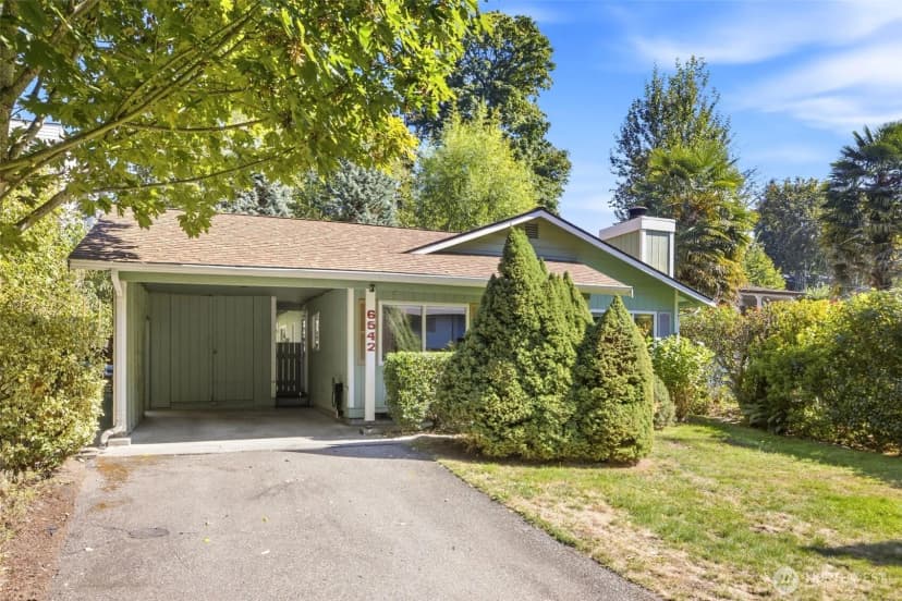 Property photo for 6542 24th Avenue Sw, Seattle photo 2