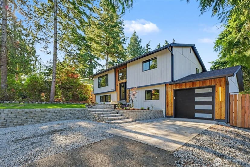 Property photo for 7245 E Taylor Street, Port Orchard