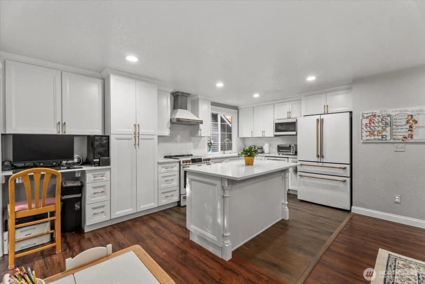 Property photo for 22701 12th Place W, Bothell photo 14