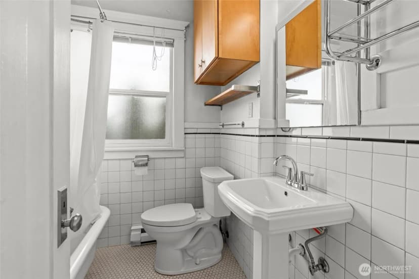 Property photo for 1923 15th Avenue S, Seattle photo 18