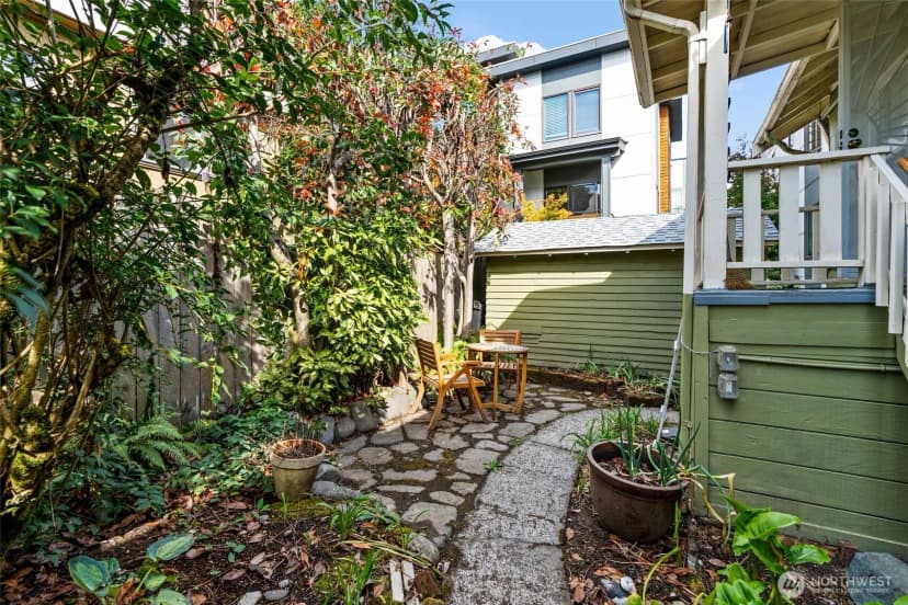 Property photo for 1923 15th Avenue S, Seattle photo 38