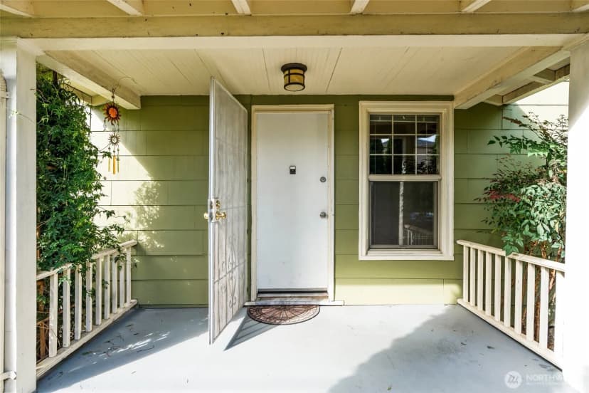 Property photo for 1923 15th Avenue S, Seattle photo 25