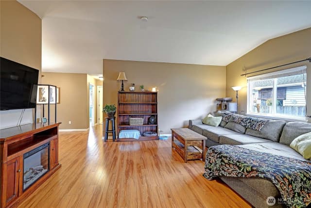 Property photo for 4017 165th Place Ne #b, Arlington photo 4