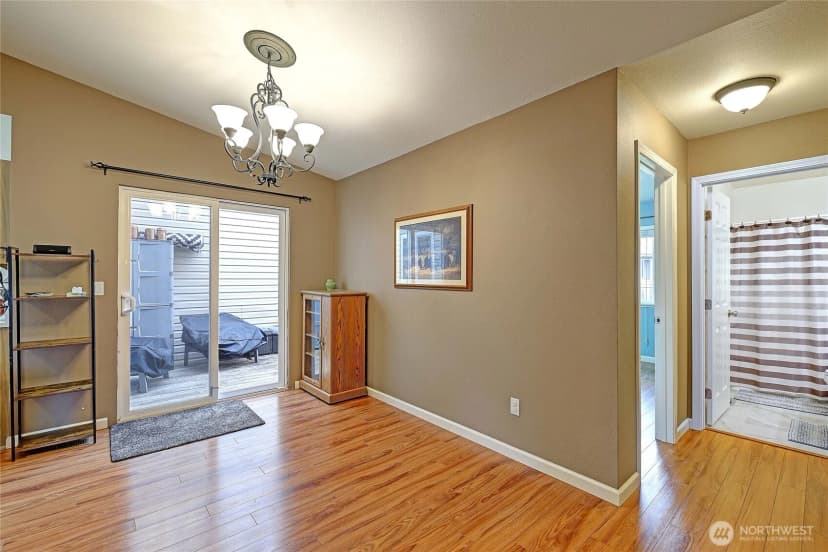 Property photo for 4017 165th Place Ne #b, Arlington photo 6