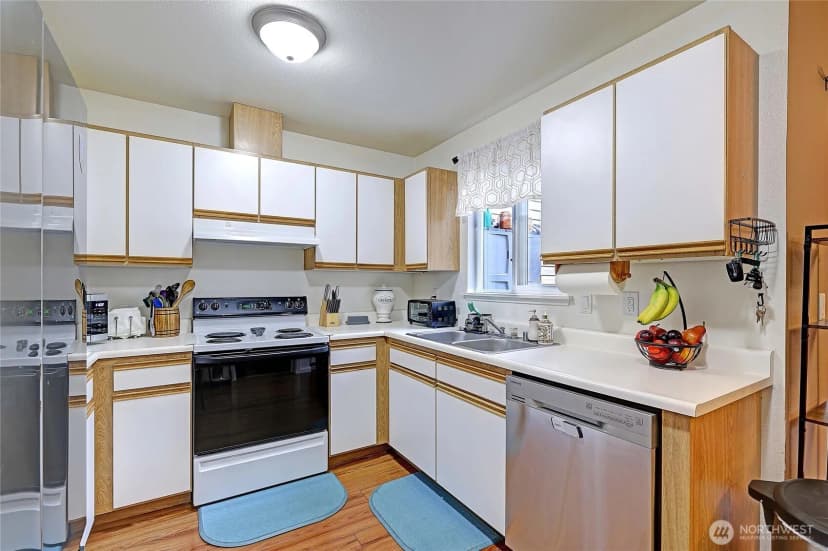 Property photo for 4017 165th Place Ne #b, Arlington photo 9